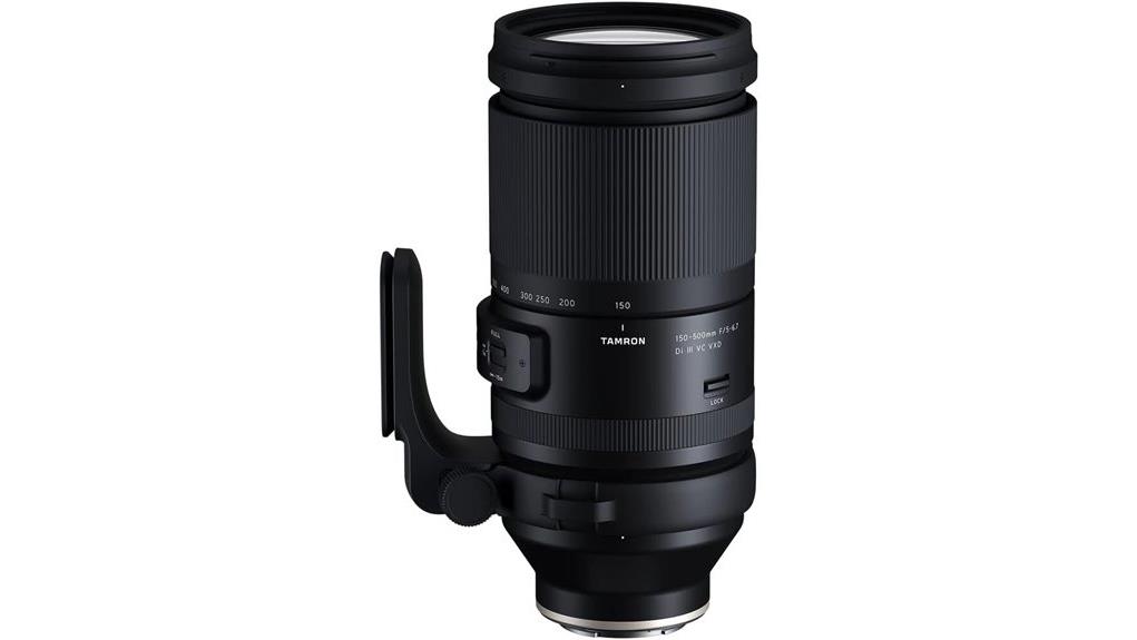 long range stabilized zoom lens