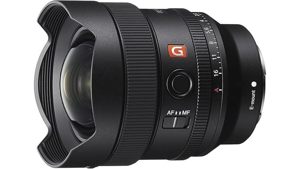 ultra wide sharp low light performer